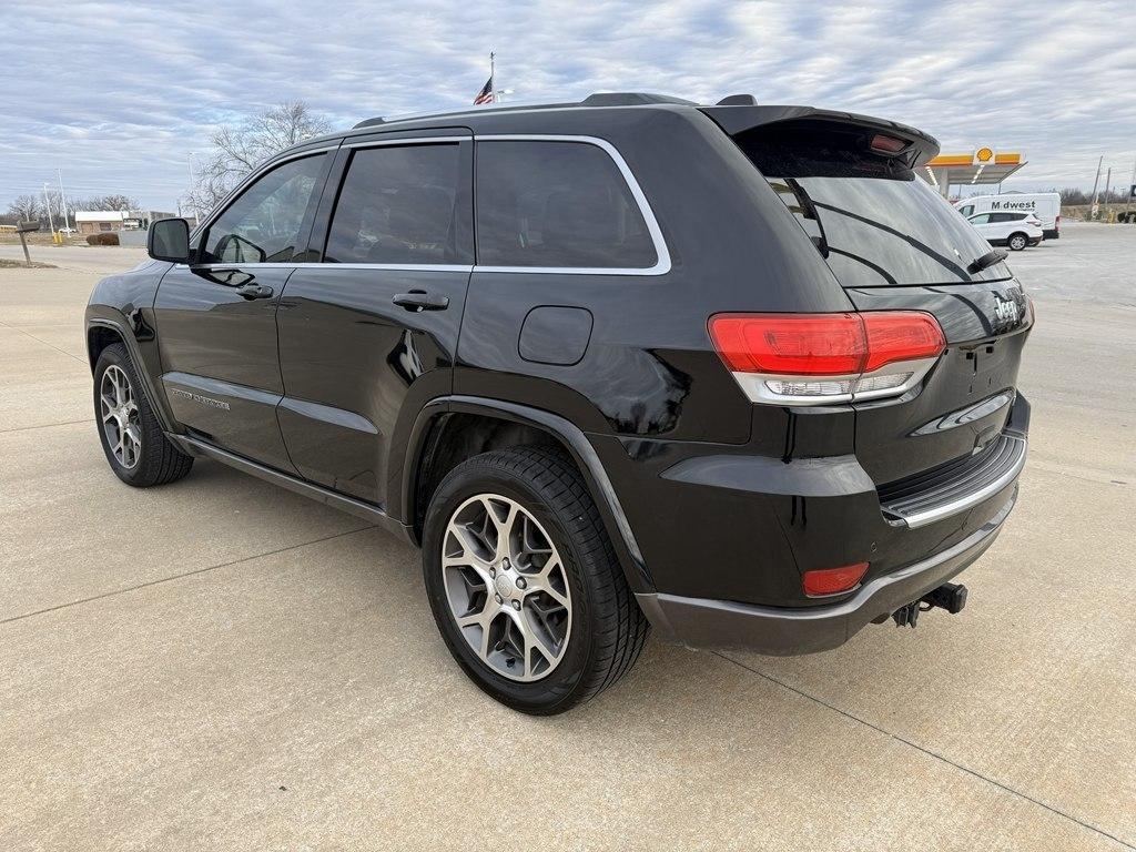 Jeep Grand Cherokee Sterling Edition 4x2 *Ltd Avail* 2018
