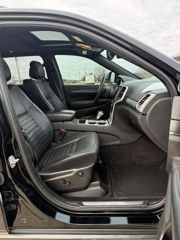 Jeep Grand Cherokee Sterling Edition 4x2 *Ltd Avail* 2018