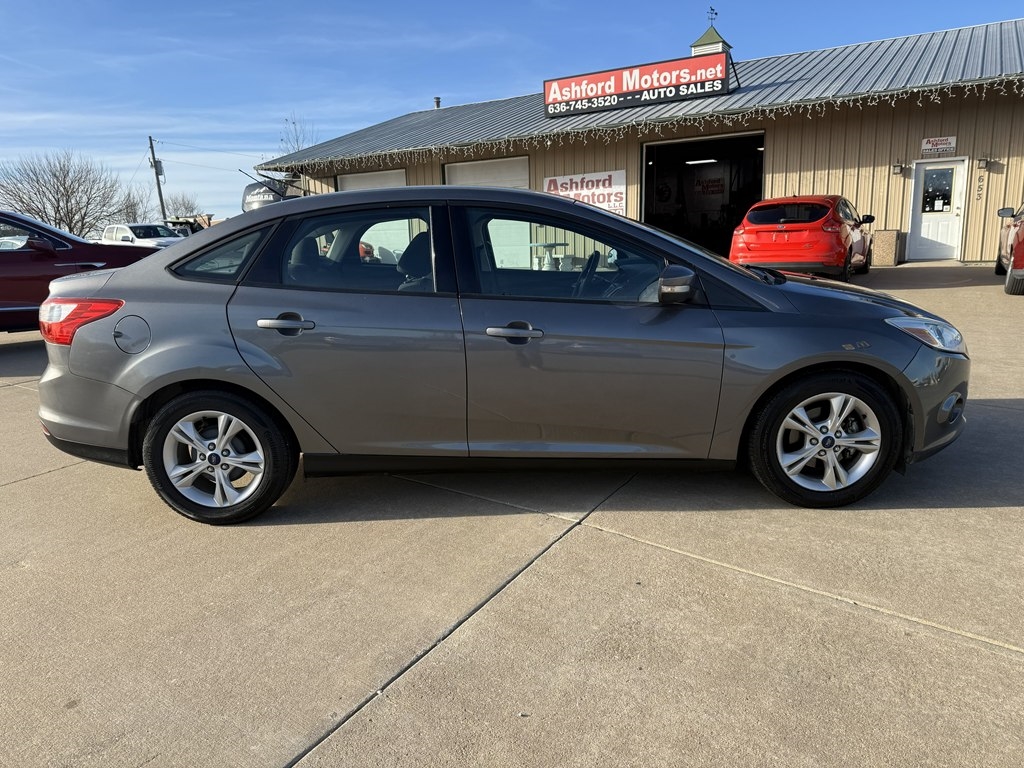 Ford Focus SE Sedan 2014