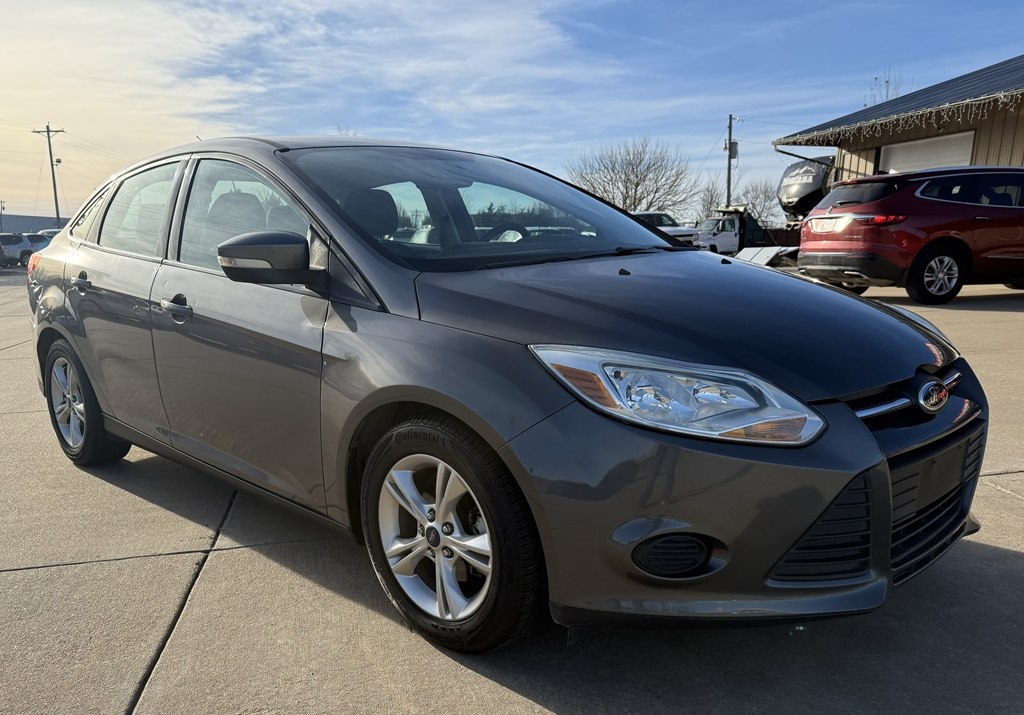 Ford Focus SE Sedan 2014