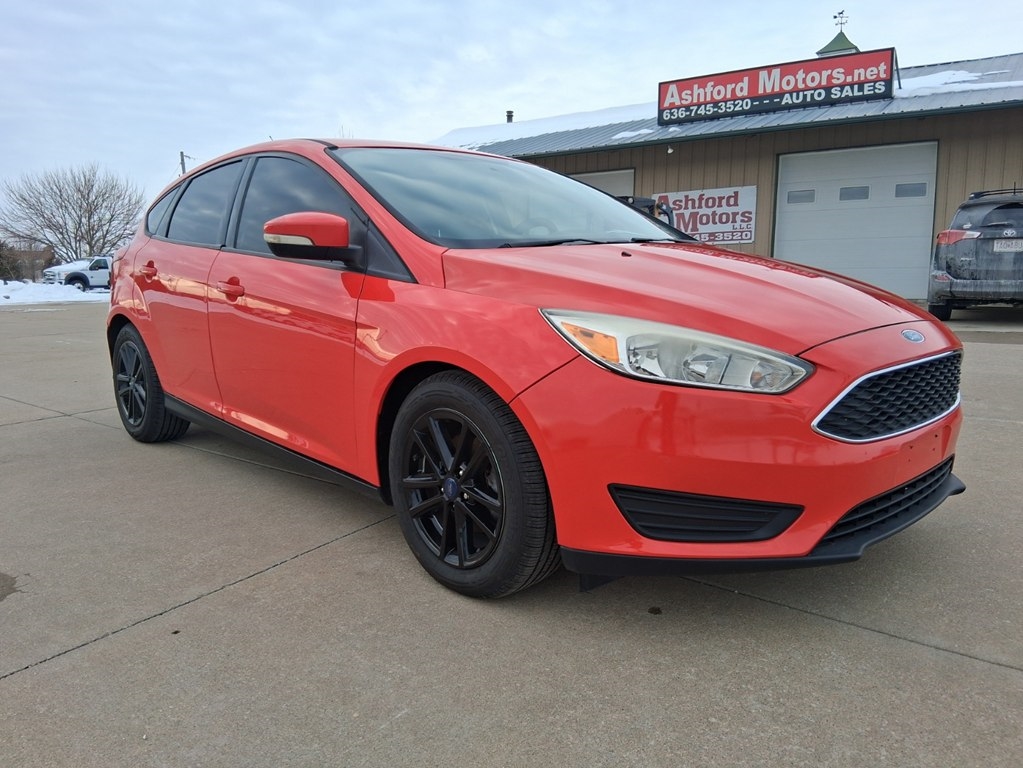 Ford Focus SE Hatch 2015