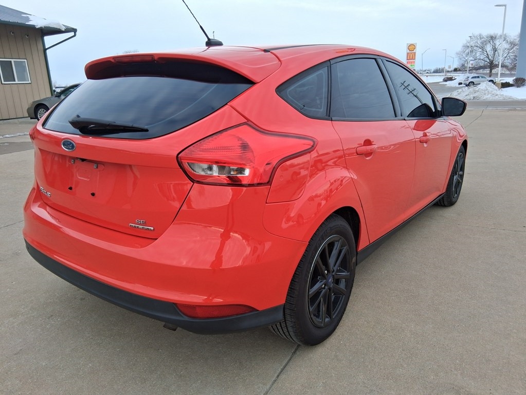 Ford Focus SE Hatch 2015