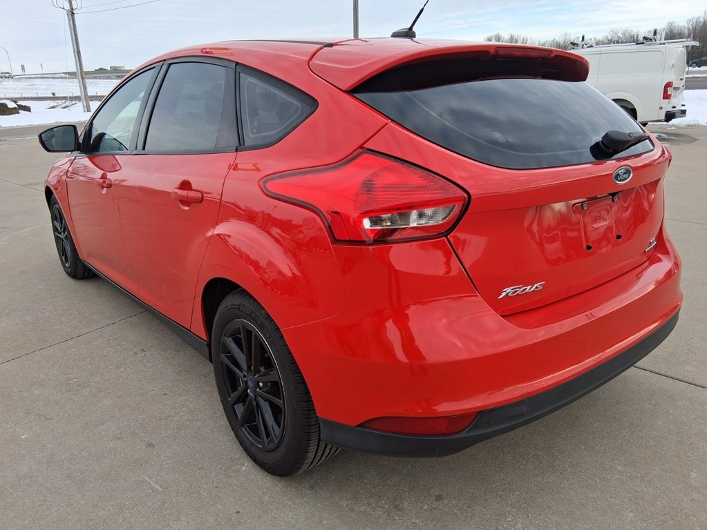Ford Focus SE Hatch 2015
