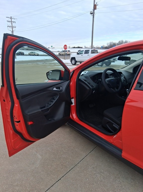 Ford Focus SE Hatch 2015