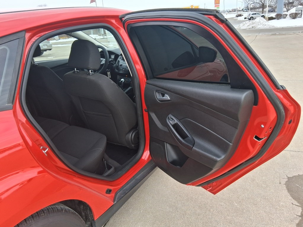 Ford Focus SE Hatch 2015