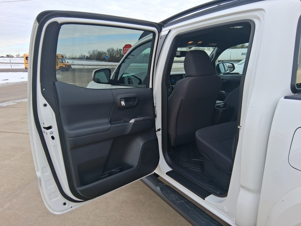 Toyota Tacoma TRD Sport Dbl Cab 4WD V6 at 2016