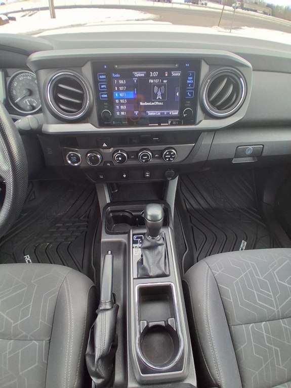 Toyota Tacoma TRD Sport Dbl Cab 4WD V6 at 2016