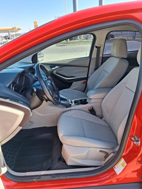 Ford Focus SEL Sedan 2012