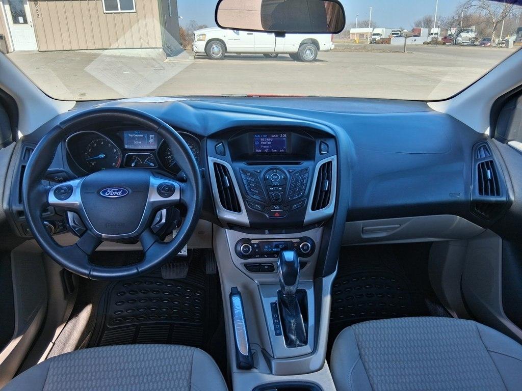 Ford Focus SEL Sedan 2012