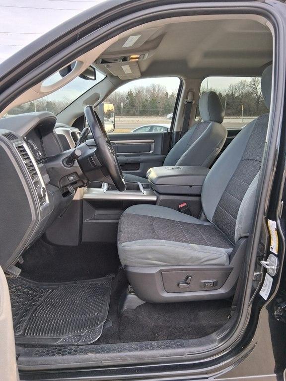 RAM 2500 4WD Crew Cab 149" Big Horn 2015