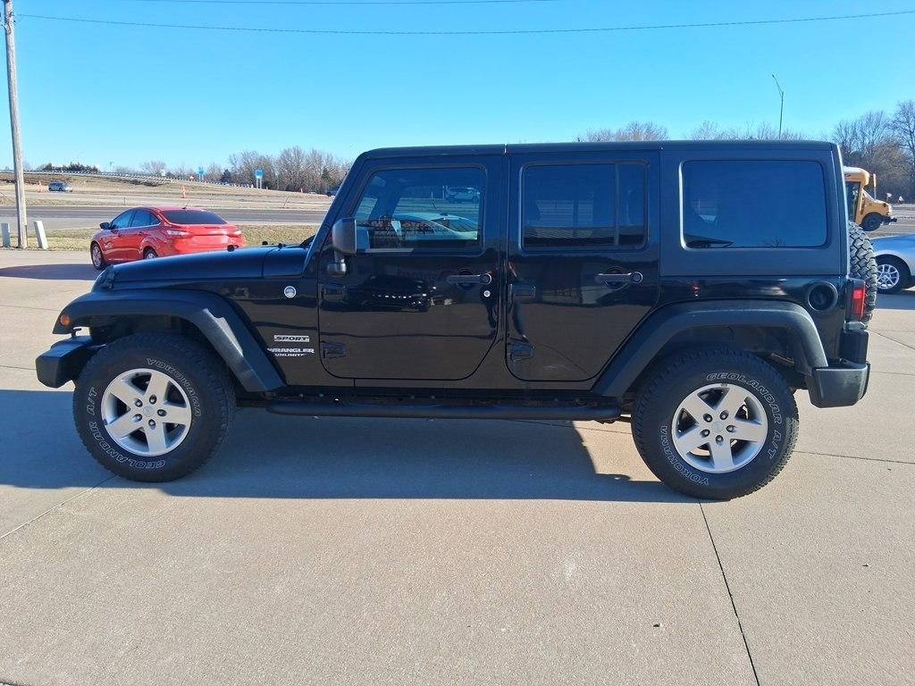 Jeep Wrangler Unlimited 4WD 4dr Sport 2012