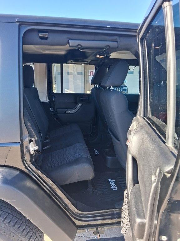 Jeep Wrangler Unlimited 4WD 4dr Sport 2012