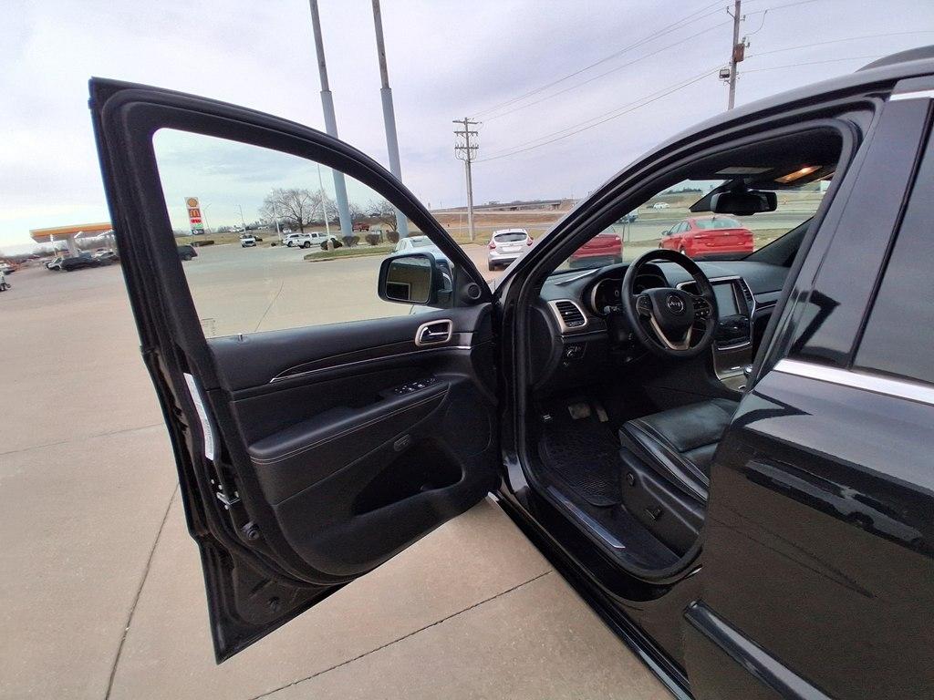 Jeep Grand Cherokee 4WD 4dr Overland 2014