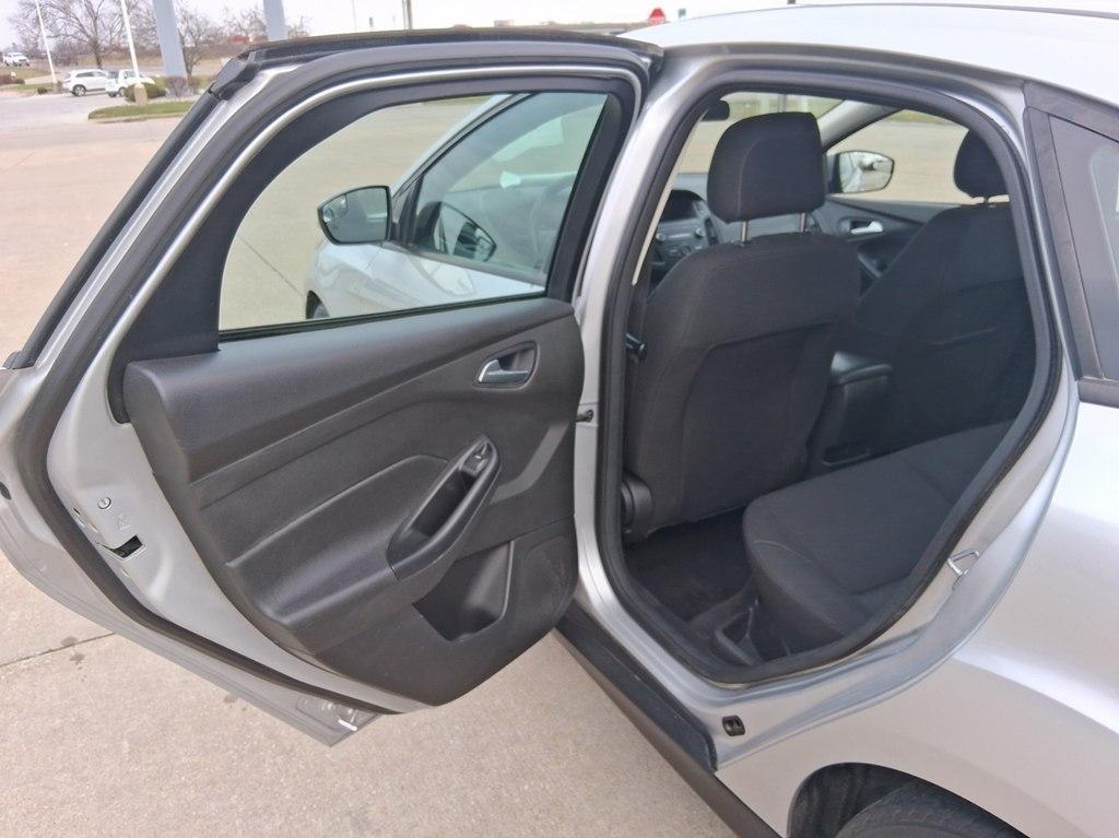 Ford Focus SE Sedan 2018