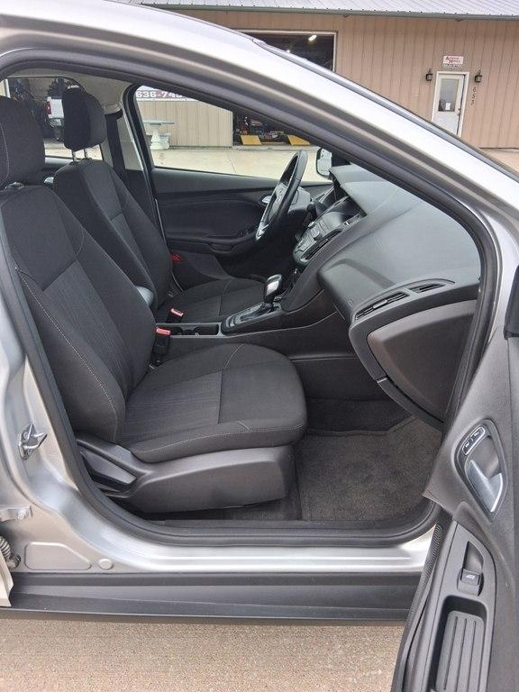 Ford Focus SE Sedan 2018