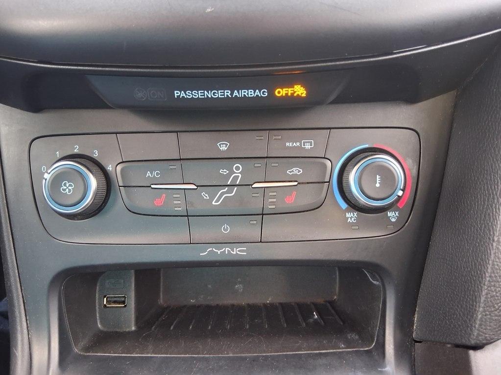 Ford Focus SE Sedan 2018