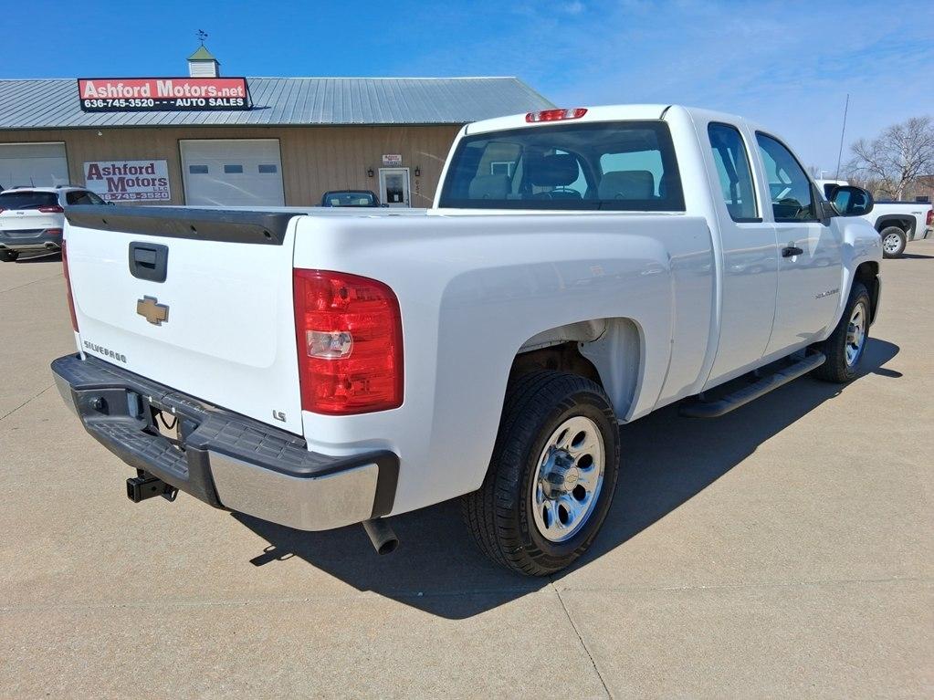 Chevrolet Silverado 1500 2WD Ext Cab 143.5" Work Truck 2008