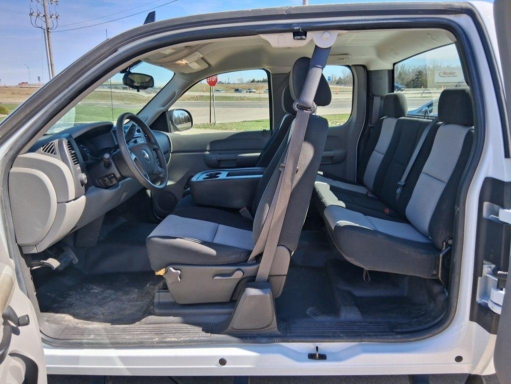 Chevrolet Silverado 1500 2WD Ext Cab 143.5" Work Truck 2008