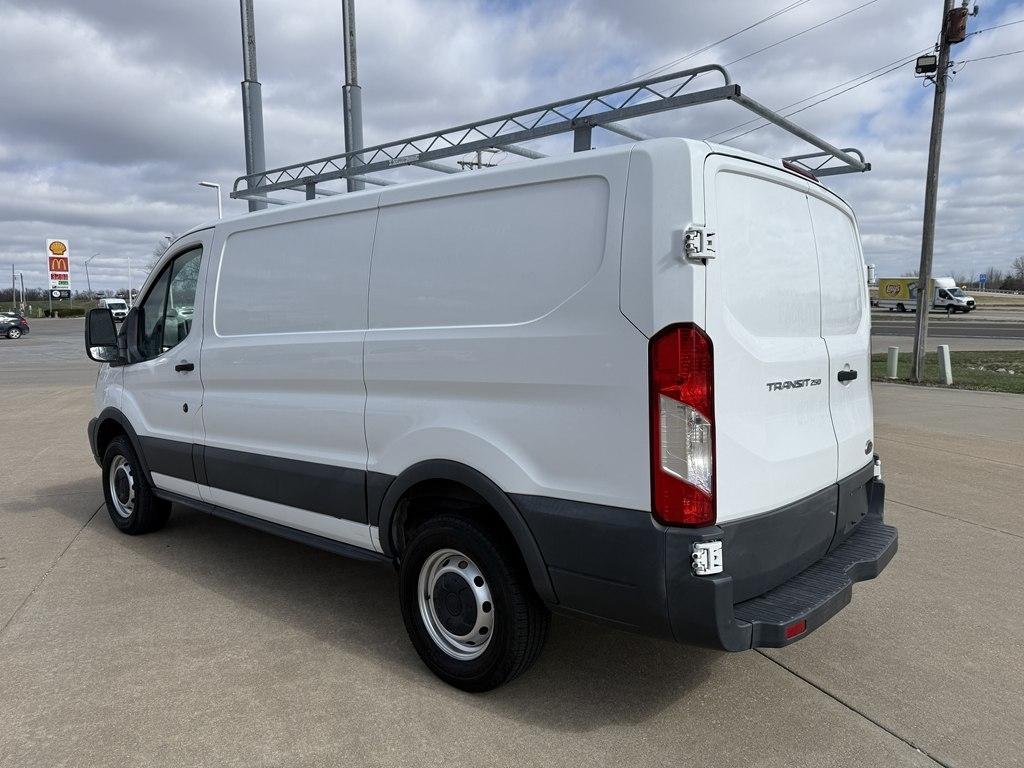 Ford Transit Cargo Van T-250 130" Low Rf 9000 GVWR Swing-Out RH Dr 2015