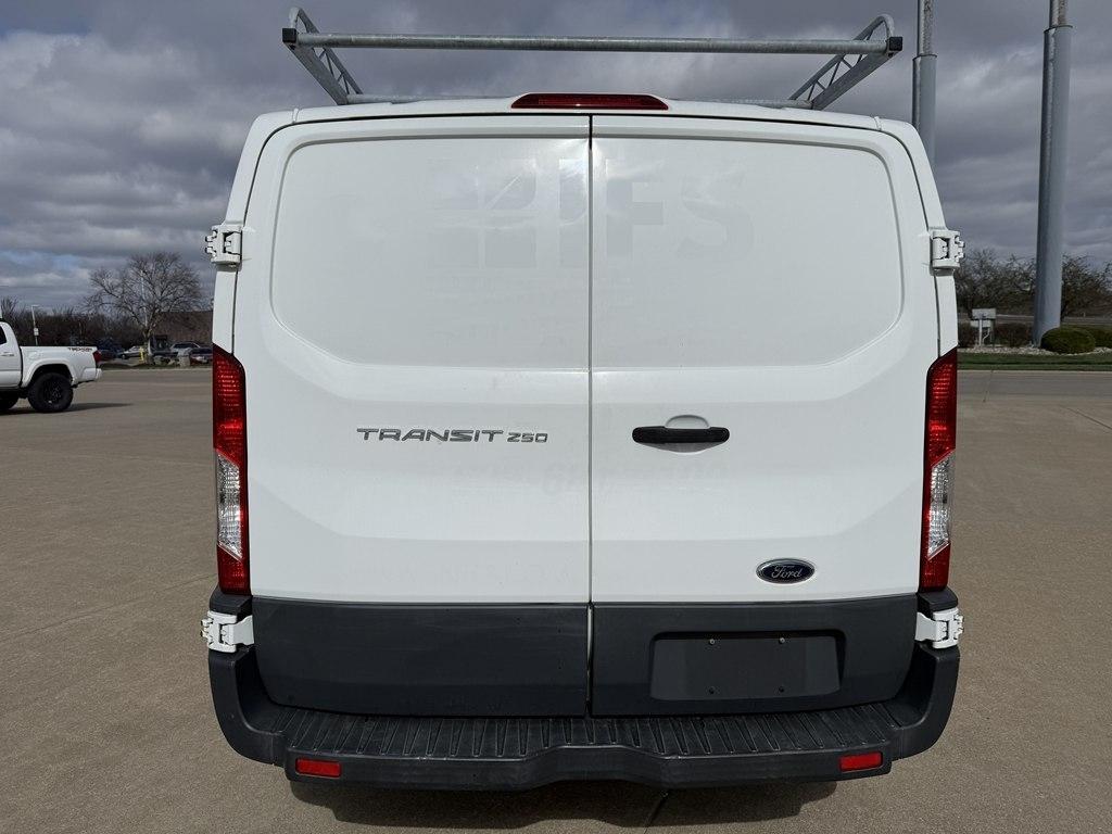 Ford Transit Cargo Van T-250 130" Low Rf 9000 GVWR Swing-Out RH Dr 2015