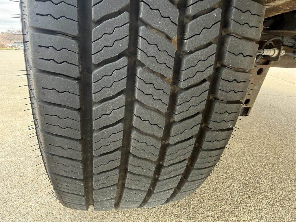 Ford Transit Cargo Van T-250 130" Low Rf 9000 GVWR Swing-Out RH Dr 2015