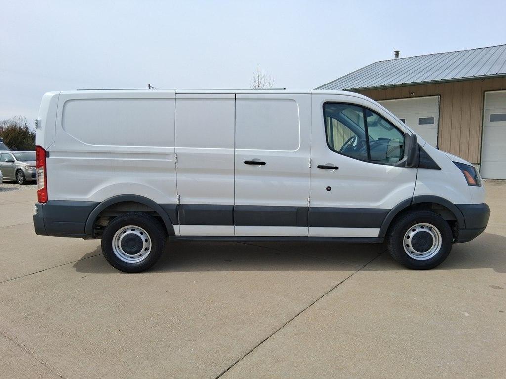 Ford Transit Van T-250 130" Low Rf 9000 GVWR Swing-Out RH Dr 2017