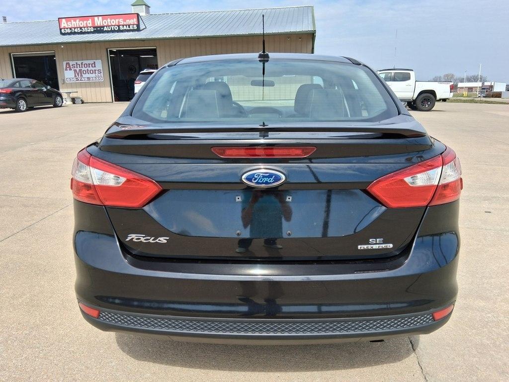 Ford Focus 4dr Sdn SE 2014