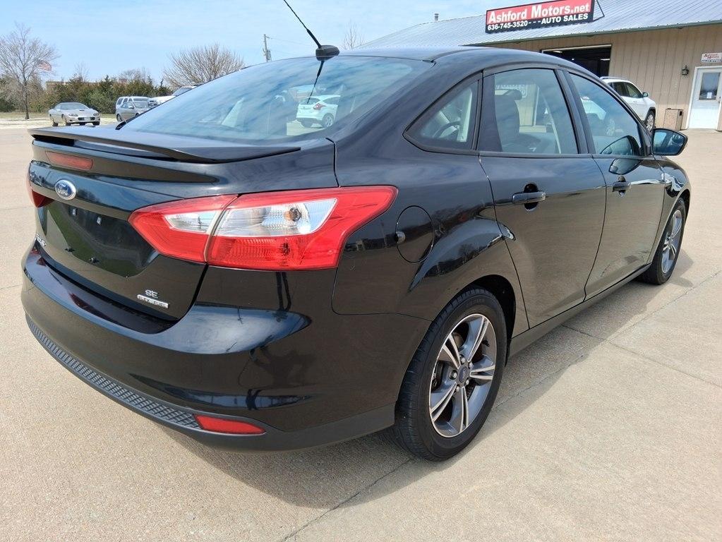 Ford Focus 4dr Sdn SE 2014