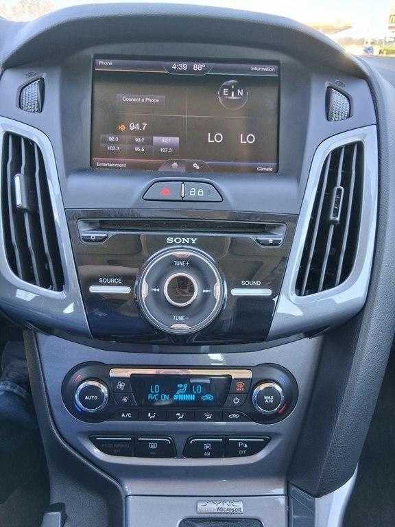 Ford Focus 5dr HB Titanium 2013