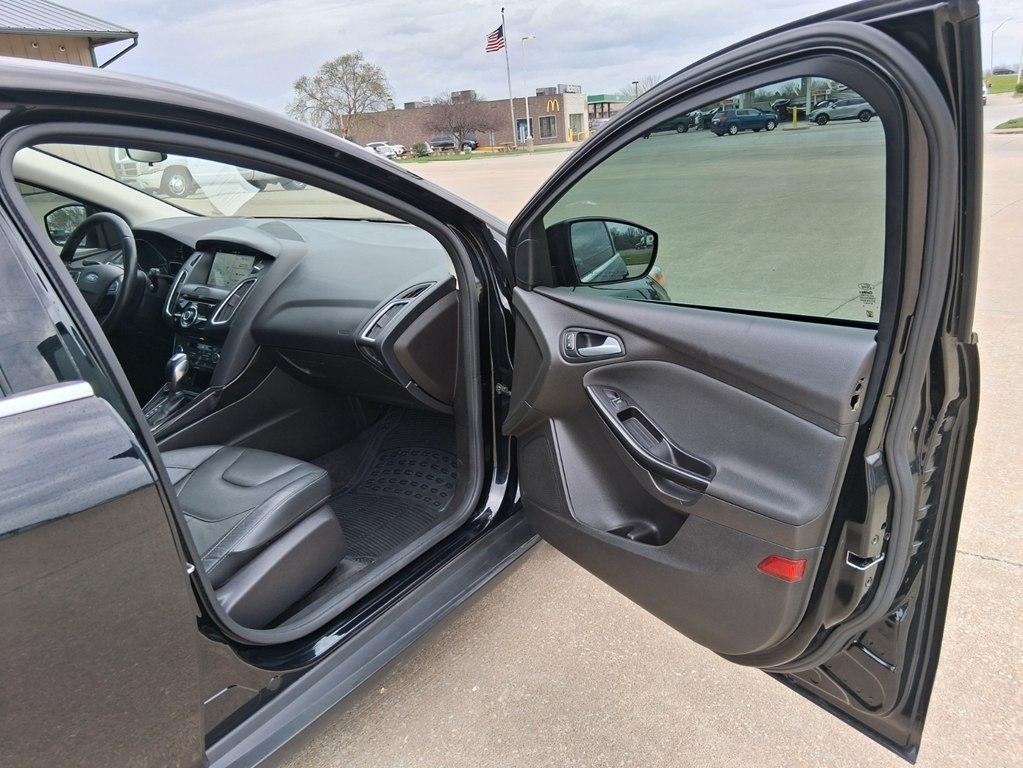 Ford Focus 5dr HB Titanium 2016