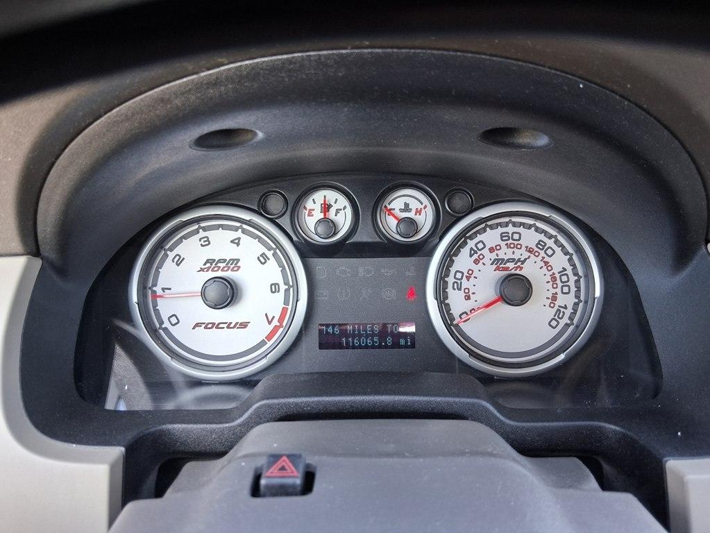 Ford Focus 4dr Sdn SES 2008