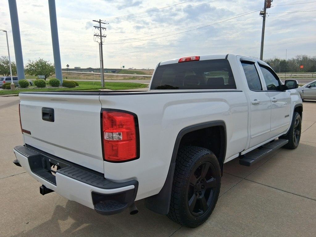 GMC Sierra 1500 4WD Double Cab 143.5" SLE 2017