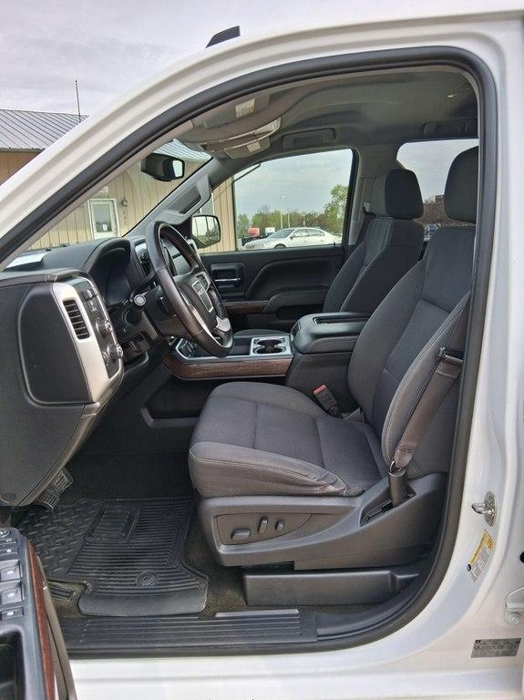 GMC Sierra 1500 4WD Double Cab 143.5" SLE 2017