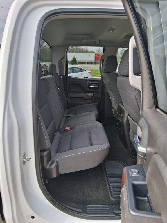 GMC Sierra 1500 4WD Double Cab 143.5" SLE 2017