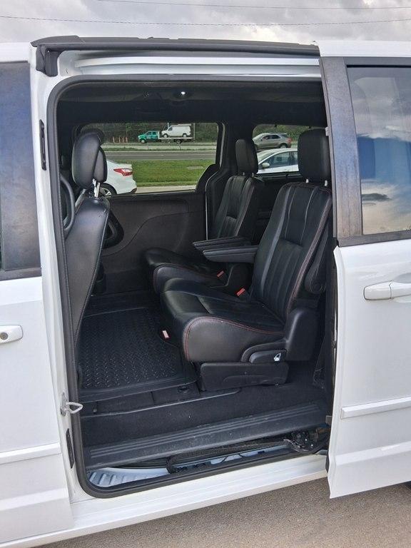 Dodge Grand Caravan GT Wagon Fleet 2017