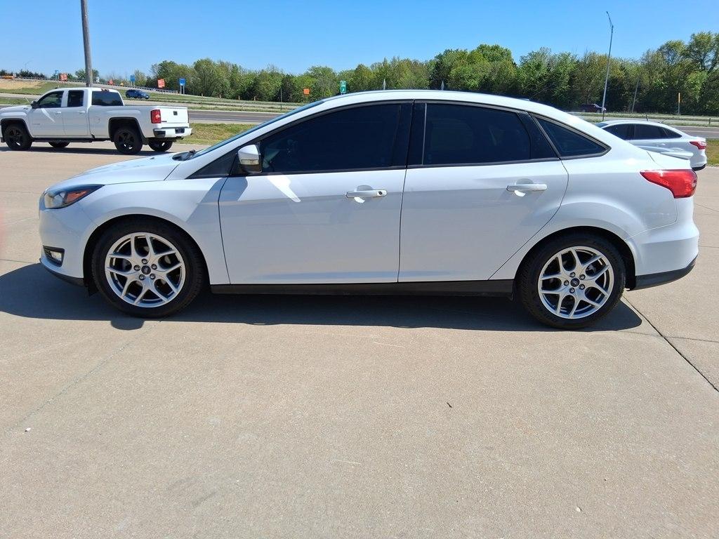 Ford Focus 4dr Sdn SE 2015