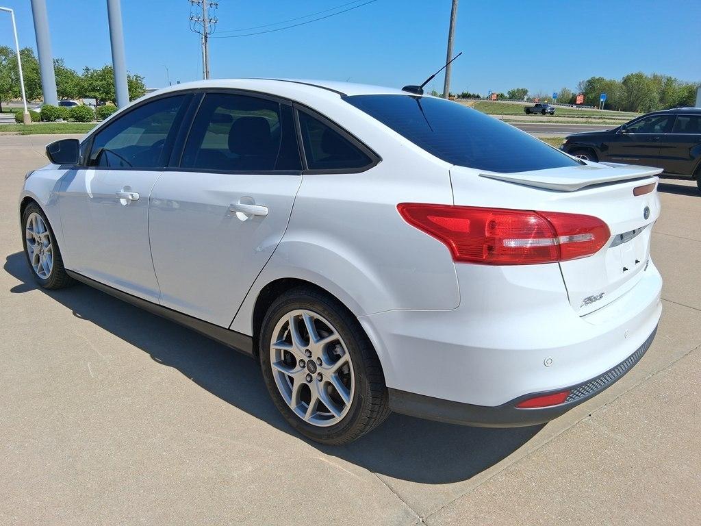 Ford Focus 4dr Sdn SE 2015
