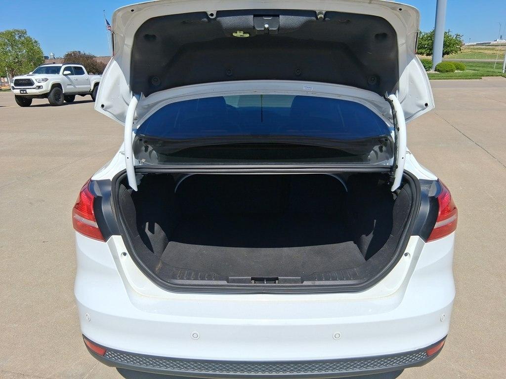 Ford Focus 4dr Sdn SE 2015
