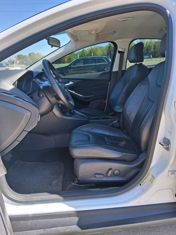 Ford Focus 4dr Sdn SE 2015