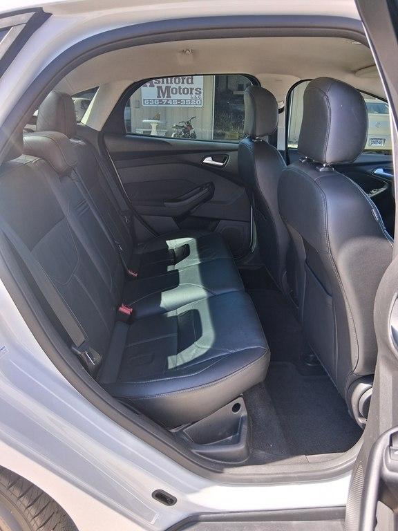 Ford Focus 4dr Sdn SE 2015
