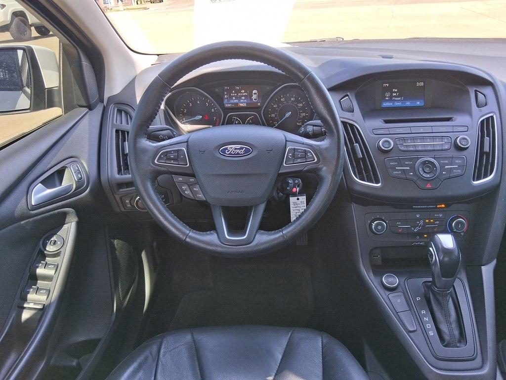 Ford Focus 4dr Sdn SE 2015