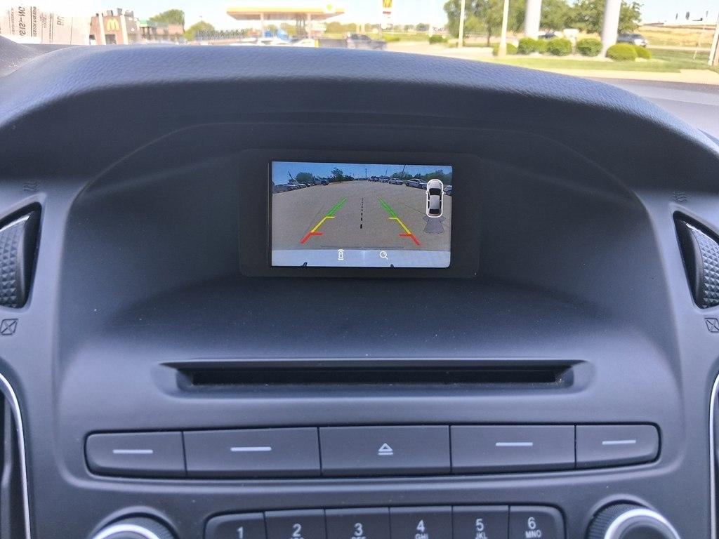 Ford Focus 4dr Sdn SE 2015