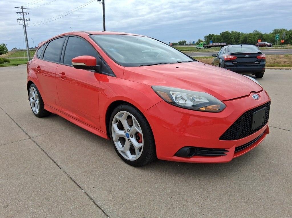 Ford Focus 5dr HB ST 2013