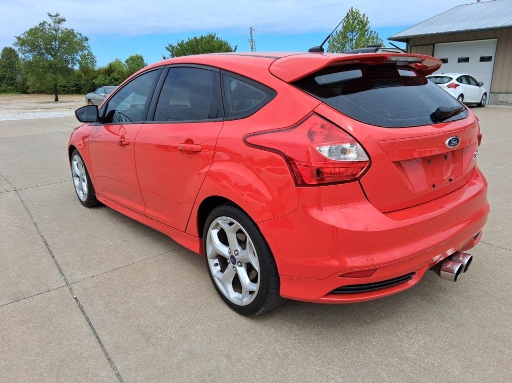 Ford Focus 5dr HB ST 2013