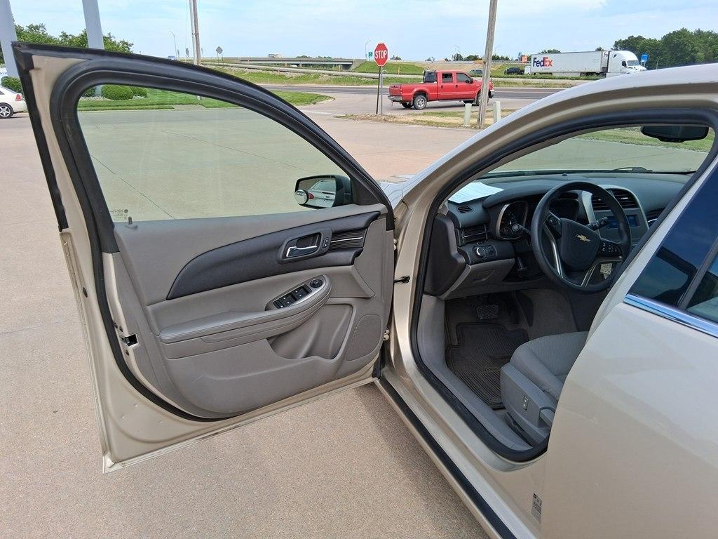 Chevrolet Malibu 4dr Sdn LS w/1LS 2015