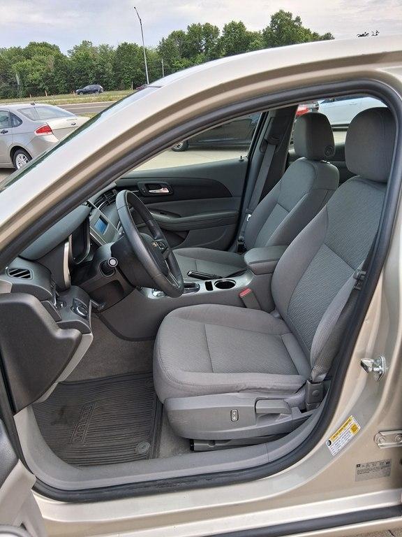 Chevrolet Malibu 4dr Sdn LS w/1LS 2015