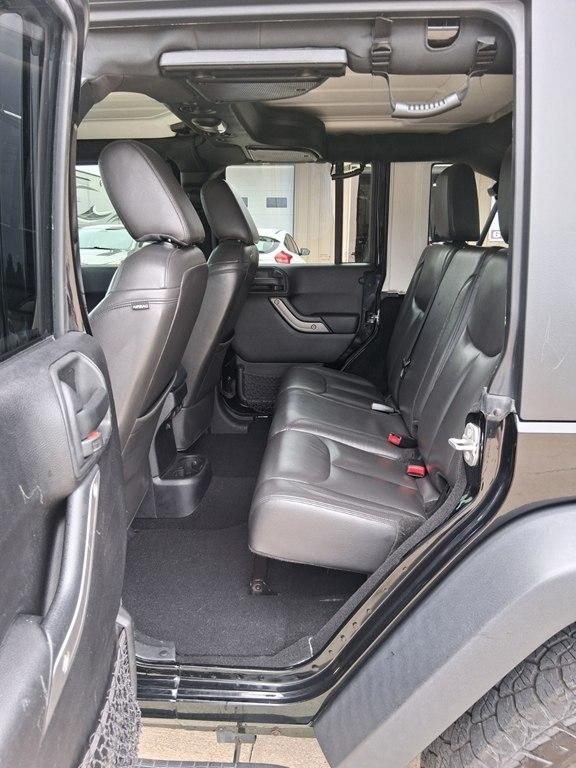 Jeep Wrangler Unlimited 4WD 4dr Sport 2016