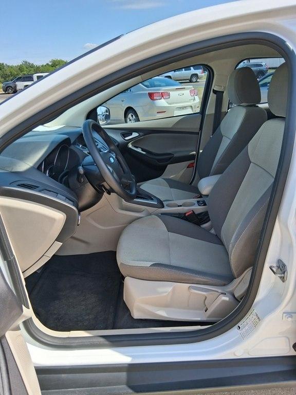 Ford Focus 4dr Sdn SE 2014