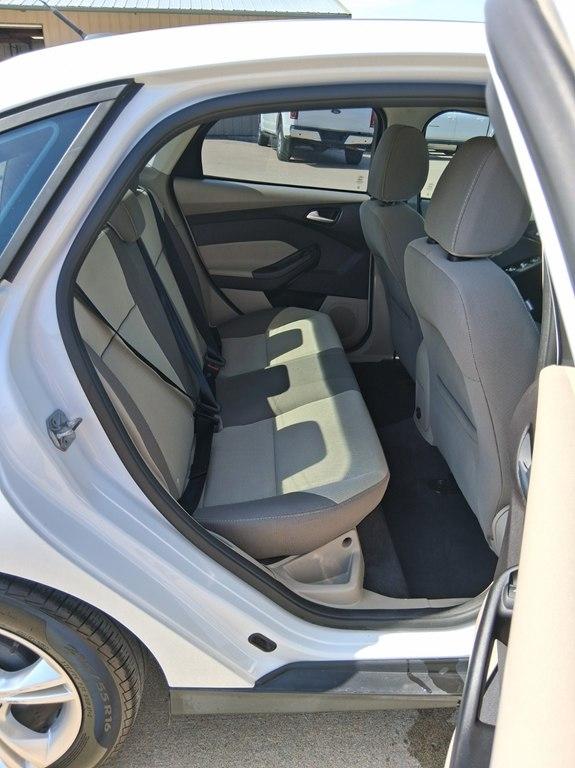 Ford Focus 4dr Sdn SE 2014