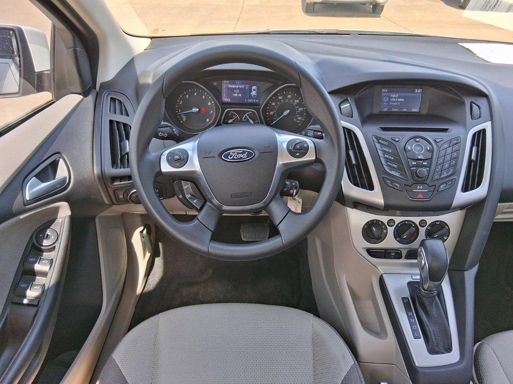 Ford Focus 4dr Sdn SE 2014